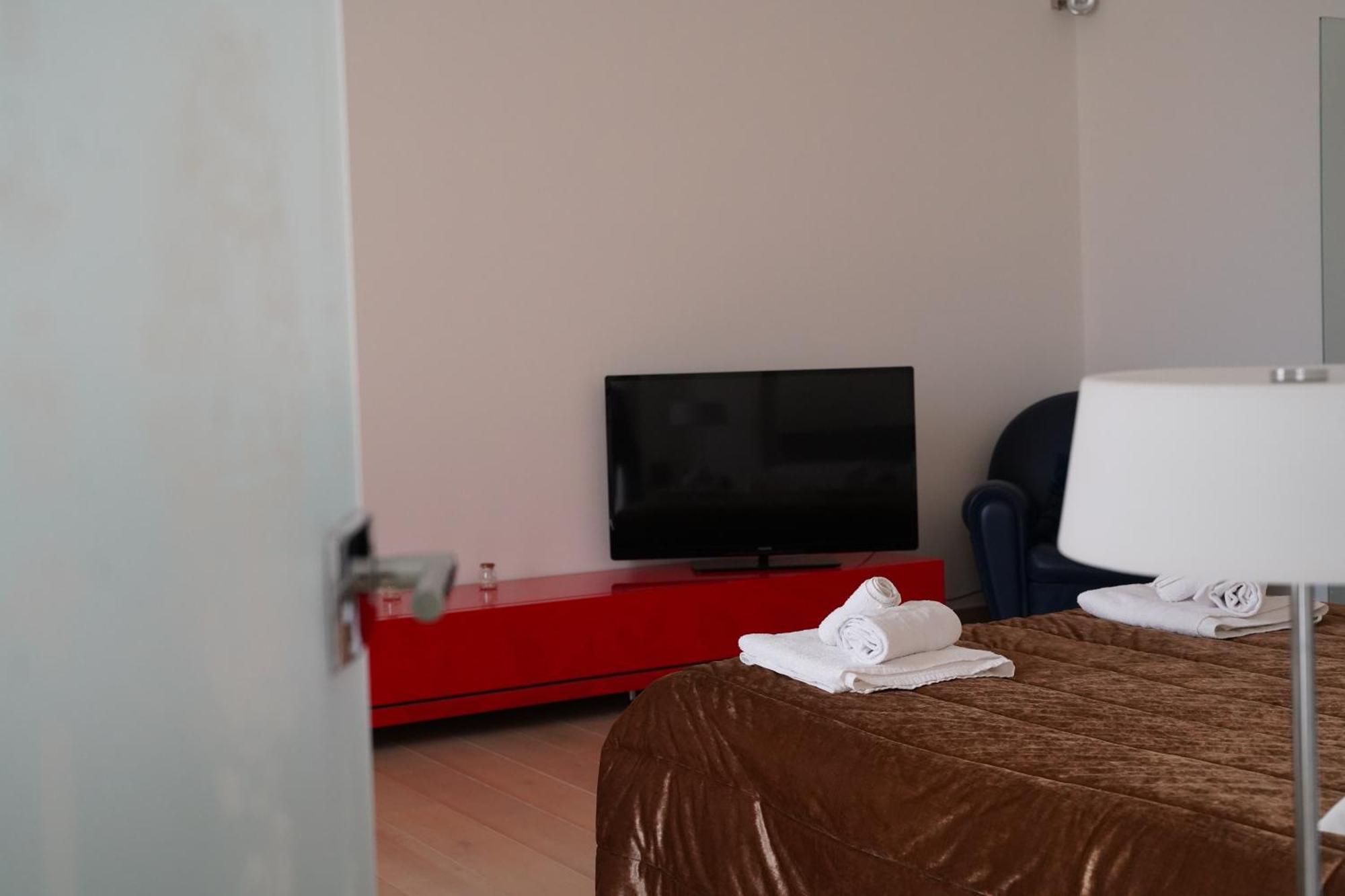 Suite Home D'Aragona 莱切 外观 照片