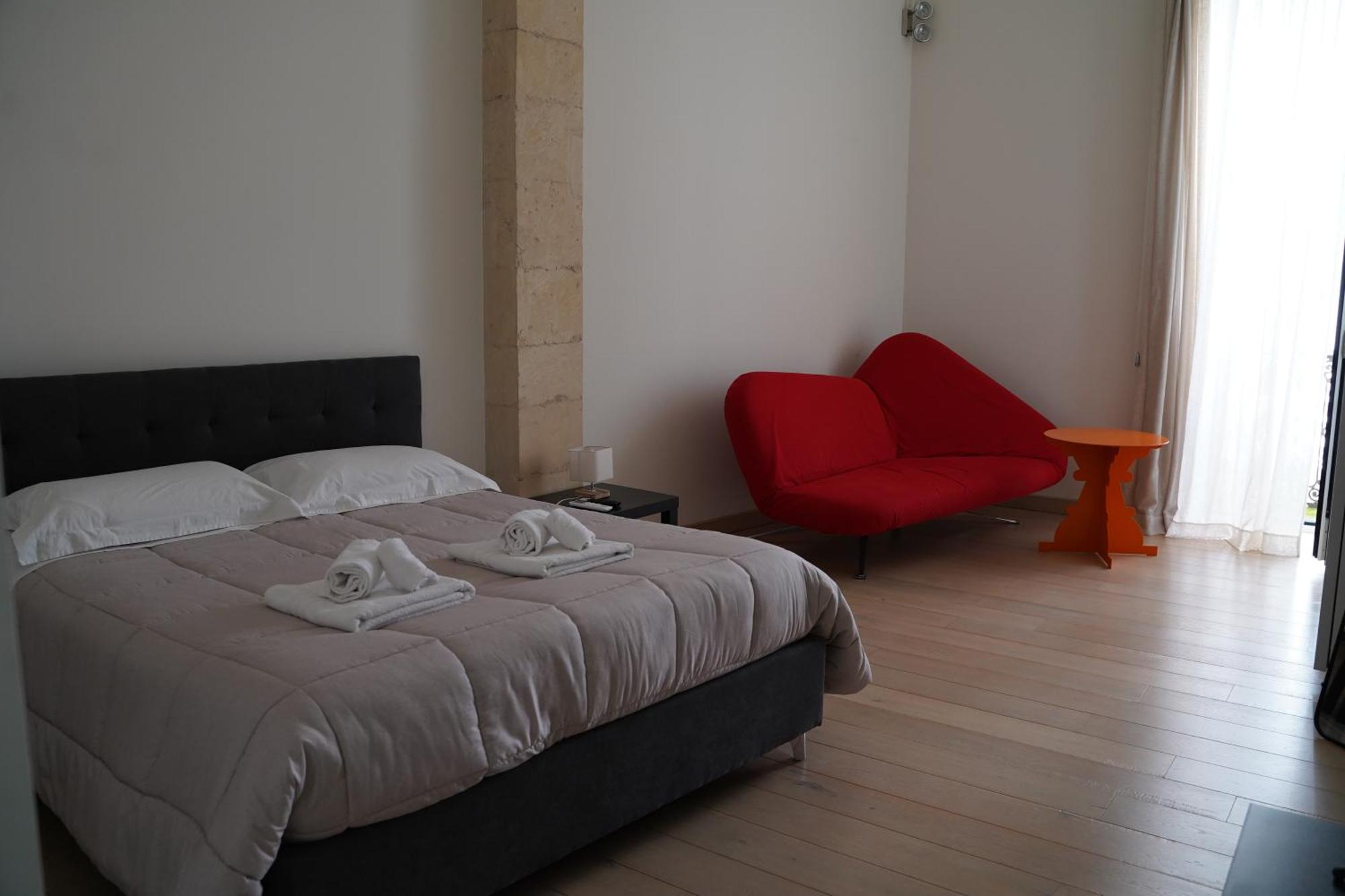 Suite Home D'Aragona 莱切 外观 照片